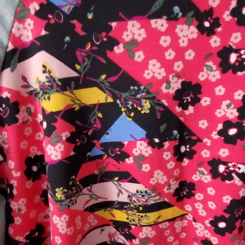 Lularoe Randy - Picture 2 of 6